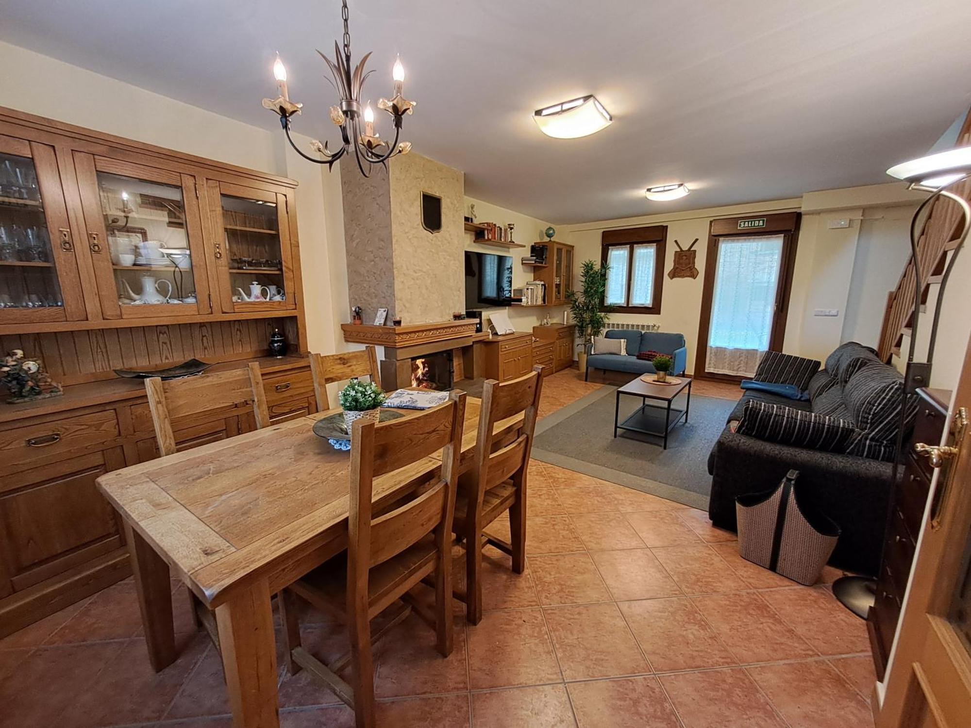 Casa Rural Torreblanca Urroz Exterior photo