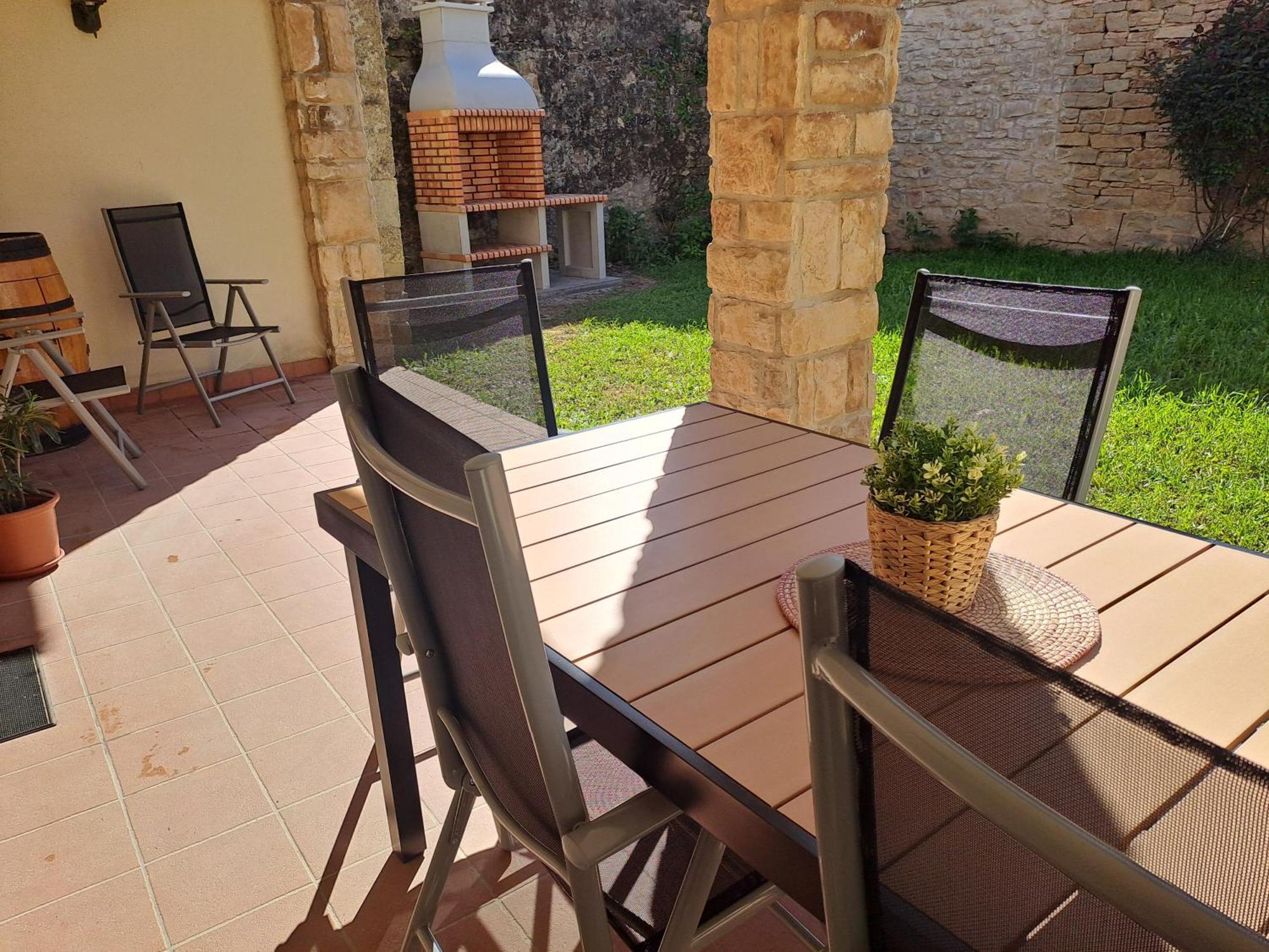 Casa Rural Torreblanca Urroz Exterior photo